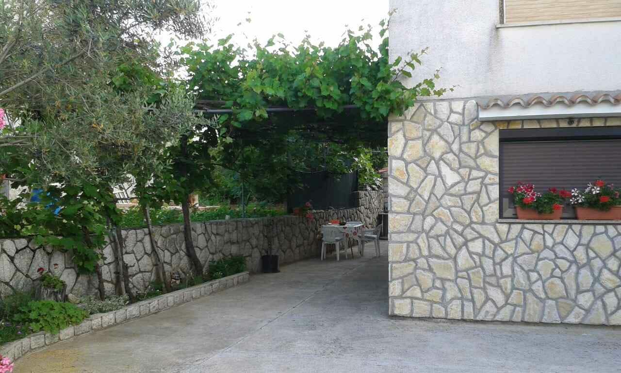 Apartman Tri Palme Gabonjin Экстерьер фото